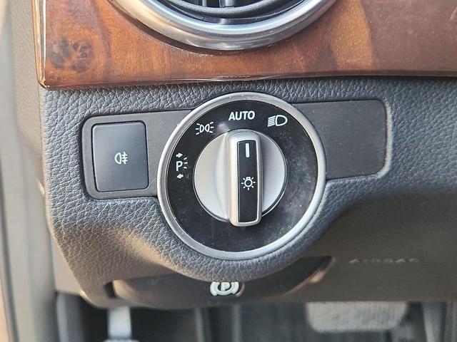 Photo of 2013 Pebble Gray Mercedes-Benz GLK-Class