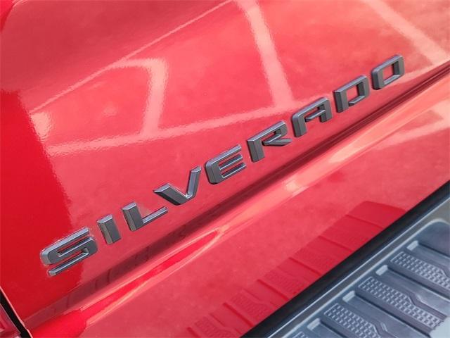 Photo of 2022 Cherry Red Tintcoat Chevrolet Silverado 1500 Limited