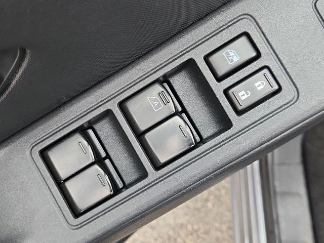 Photo of 2023 Gun Metallic Nissan Frontier