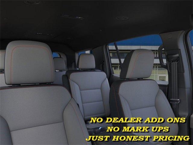 Photo of 2026 White Chevrolet Traverse