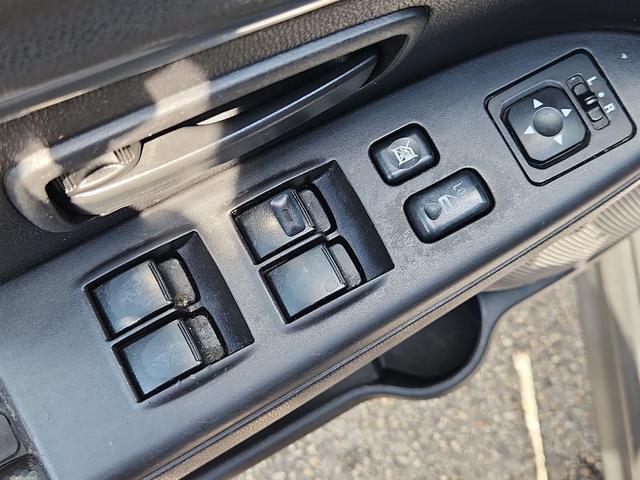 Photo of 2015 Mercury Gray Mitsubishi Outlander Sport
