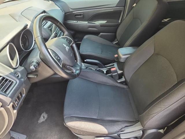 Photo of 2015 Mercury Gray Mitsubishi Outlander Sport