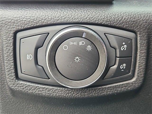 Photo of 2021 White Ford Expedition Max