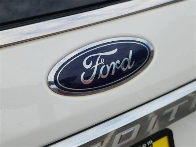 Photo of 2021 White Ford Expedition Max