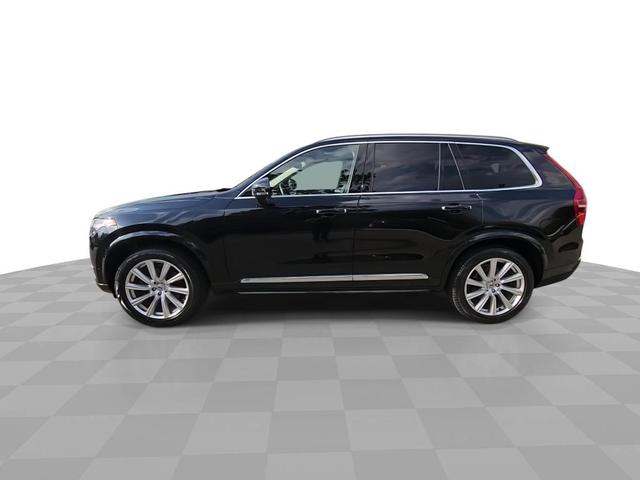 Photo of 2018 Onyx Black Metallic Volvo XC90