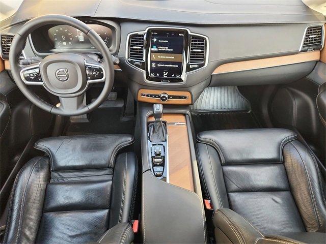 Photo of 2018 Onyx Black Metallic Volvo XC90