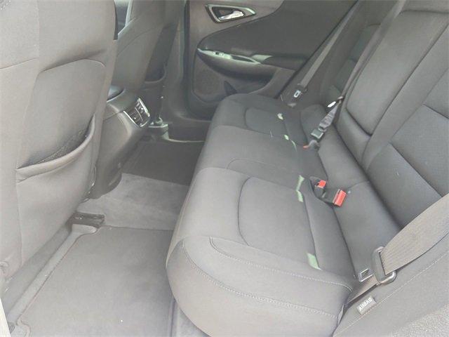 Photo of 2019 Summit White Chevrolet Malibu