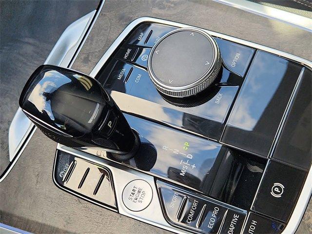 Photo of 2020 Black Sapphire Metallic BMW X5