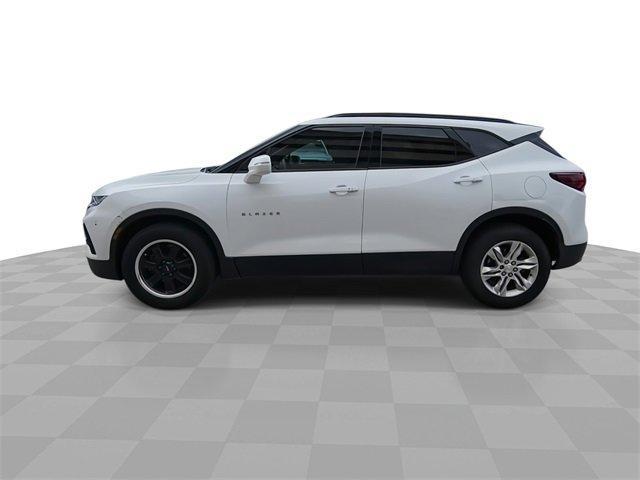 Photo of 2019 Summit White Chevrolet Blazer
