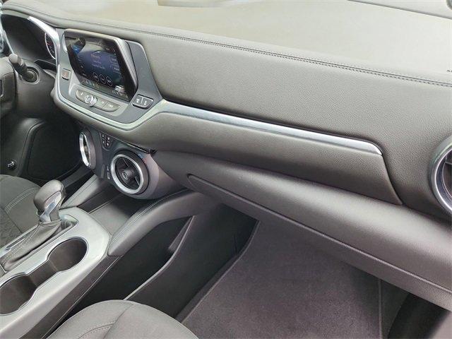 Photo of 2019 Summit White Chevrolet Blazer