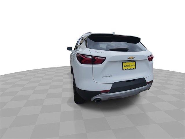 Photo of 2019 Summit White Chevrolet Blazer
