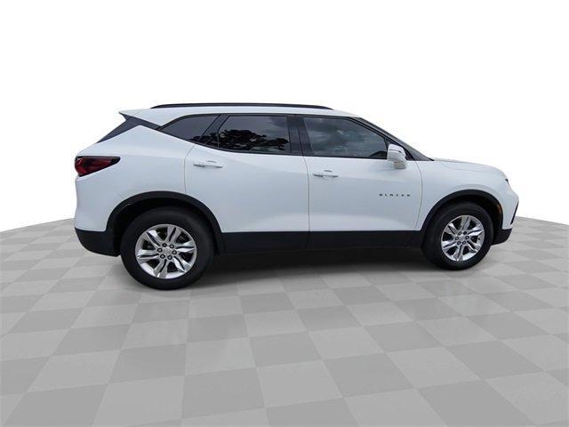 Photo of 2019 Summit White Chevrolet Blazer