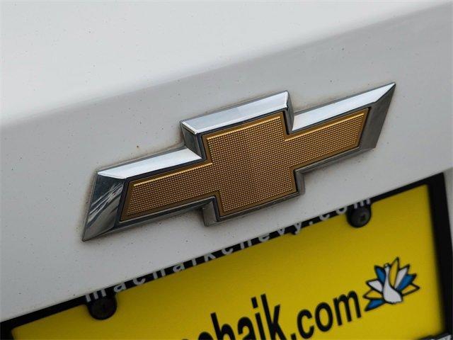 Photo of 2019 Summit White Chevrolet Blazer