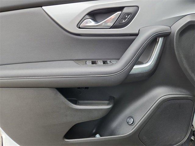 Photo of 2019 Summit White Chevrolet Blazer