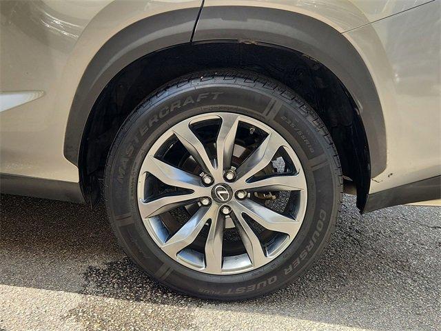 Photo of 2016 Atomic Silver Lexus NX 200t