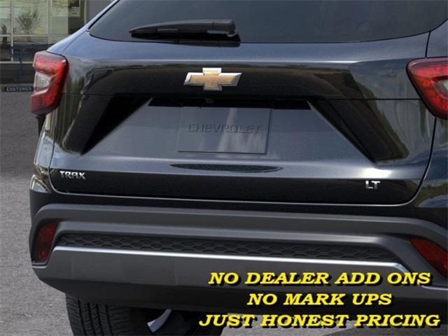 Photo of 2025 Black Chevrolet Trax
