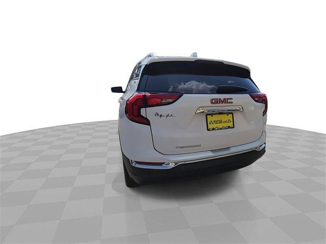 Photo of 2021 Summit White GMC Terrain