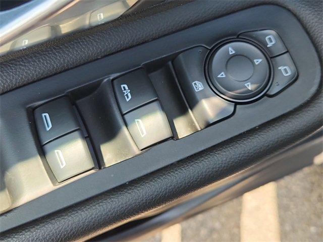 Photo of 2021 Summit White GMC Terrain