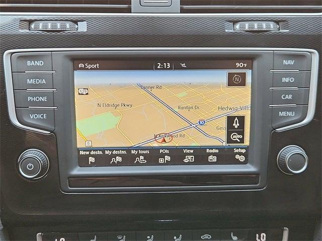 Photo of 2016 White Volkswagen Golf GTI