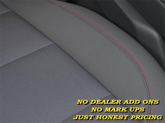 Photo of 2025 White Chevrolet Traverse