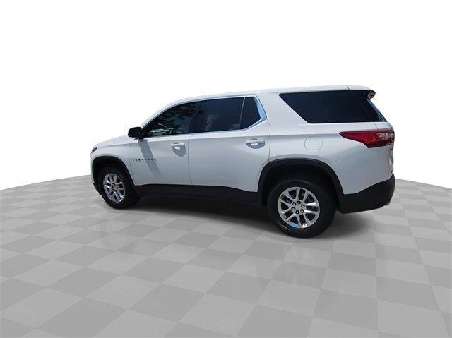Photo of 2019 Summit White Chevrolet Traverse