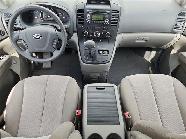 Photo of 2014 Glacier Blue Kia Sedona