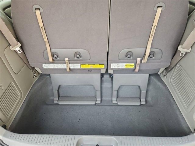 Photo of 2014 Glacier Blue Kia Sedona