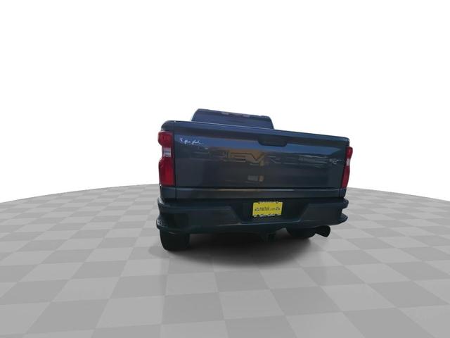 Photo of 2020 Shadow Gray Metallic Chevrolet Silverado 2500
