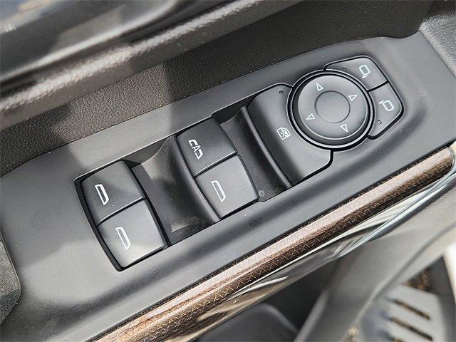 Photo of 2021 Summit White Chevrolet Silverado 1500