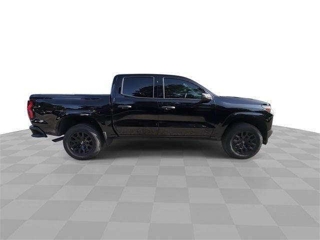 Photo of 2025 Black Chevrolet Colorado