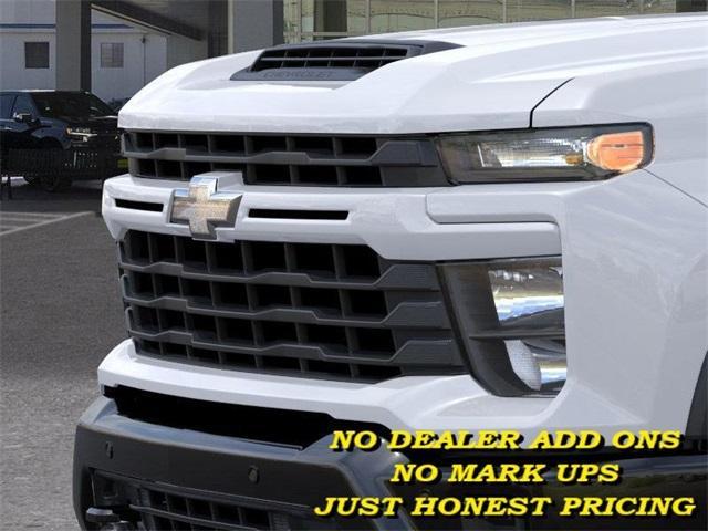 Photo of 2026 White Chevrolet Silverado 2500