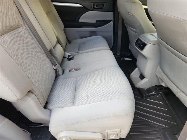 Photo of 2019 Predawn Gray Mica Toyota Highlander
