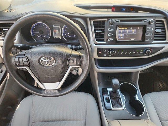 Photo of 2019 Predawn Gray Mica Toyota Highlander