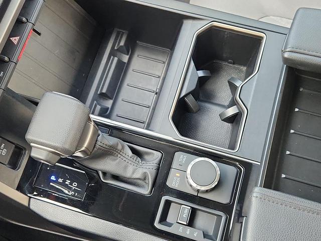 Photo of 2024 Midnight Black Metallic Toyota Tundra