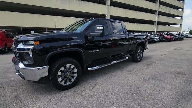 Photo of 2022 Mosaic Black Metallic Chevrolet Silverado 2500
