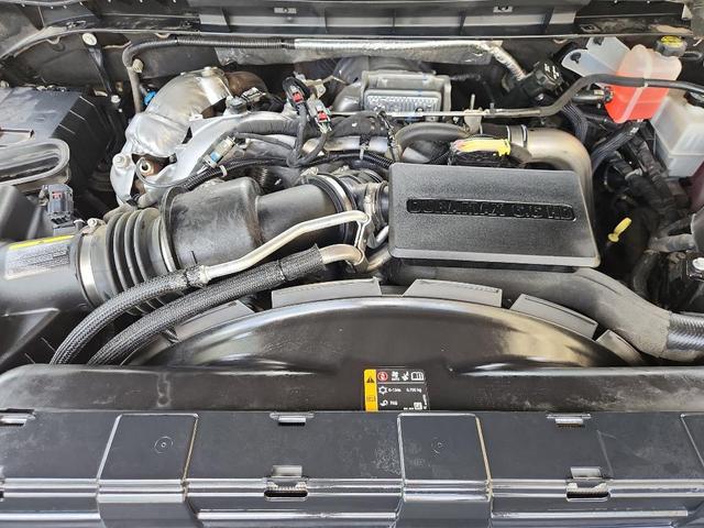 Photo of 2022 Mosaic Black Metallic Chevrolet Silverado 2500