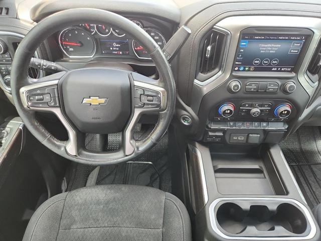 Photo of 2022 Mosaic Black Metallic Chevrolet Silverado 2500