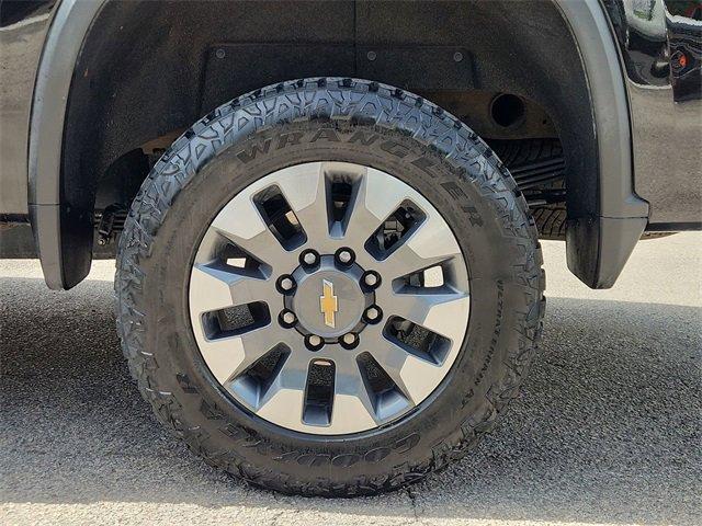 Photo of 2022 Mosaic Black Metallic Chevrolet Silverado 2500