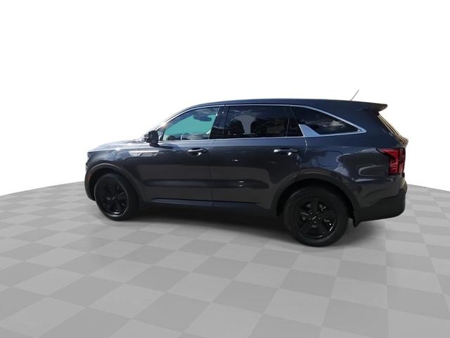 Photo of 2022 Gravity Gray Kia Sorento