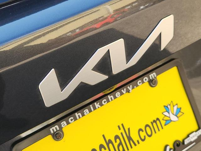 Photo of 2022 Gravity Gray Kia Sorento