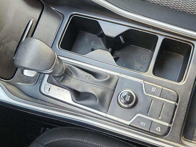 Photo of 2022 Gravity Gray Kia Sorento
