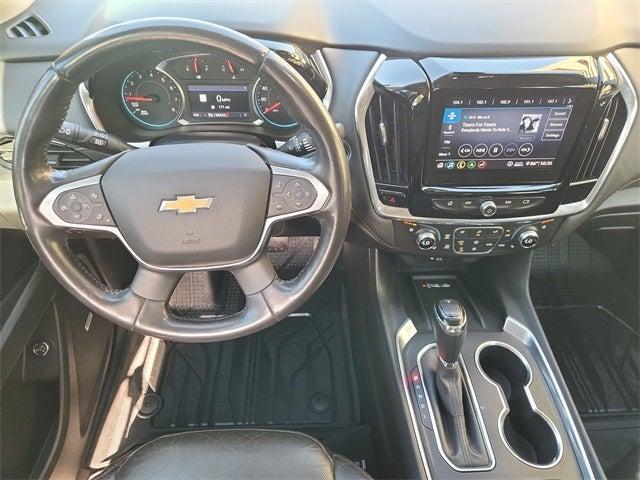 Photo of 2020 Summit White Chevrolet Traverse