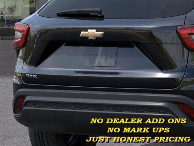 Photo of 2025 Black Chevrolet Trax