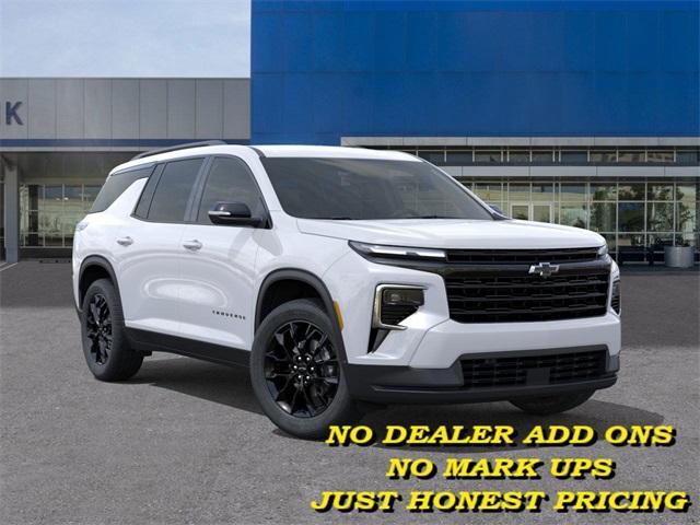 Photo of 2025 White Chevrolet Traverse