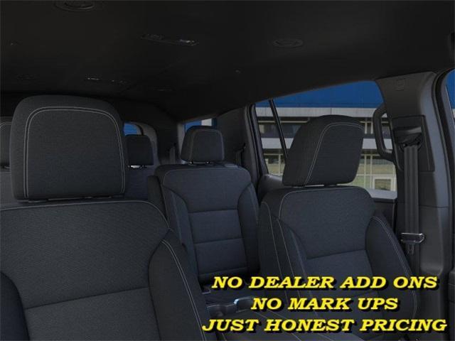 Photo of 2025 White Chevrolet Traverse