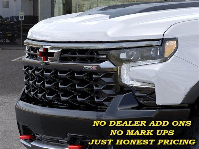 Photo of 2025 White Chevrolet Silverado 1500