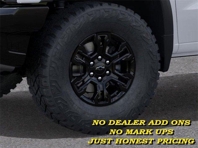 Photo of 2025 White Chevrolet Silverado 1500