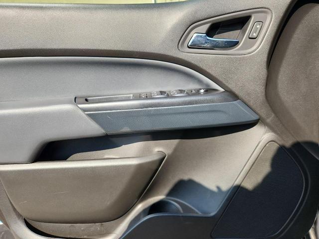 Photo of 2017 Cyber Gray Metallic Chevrolet Colorado