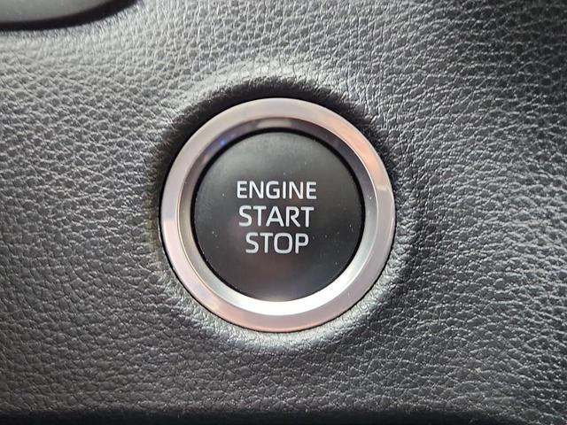 Photo of 2022 Red Toyota Tundra