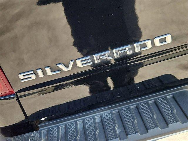 Photo of 2020 Black Chevrolet Silverado 2500